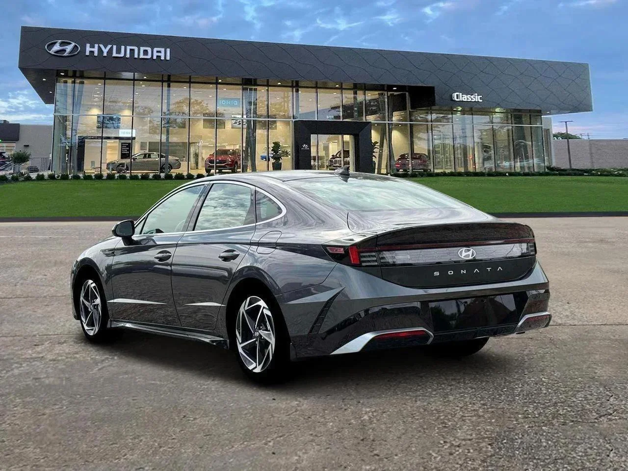 New 2026 Portofino Gray Metallic Hyundai SEL Sport image 5