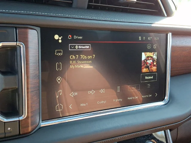 2023 GMC Yukon XL Denali Ultimate - Photo 20