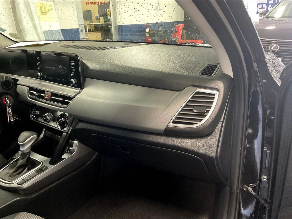 Used 2024 Black Kia LX image 13