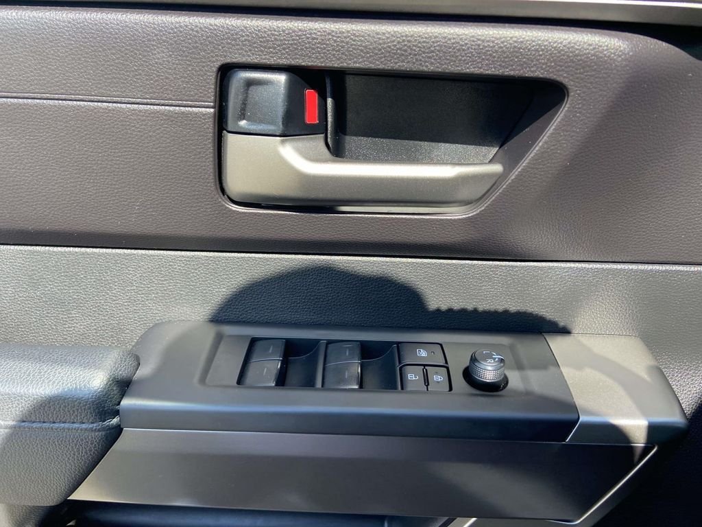 2024 Toyota Tundra SR5 - Photo 11