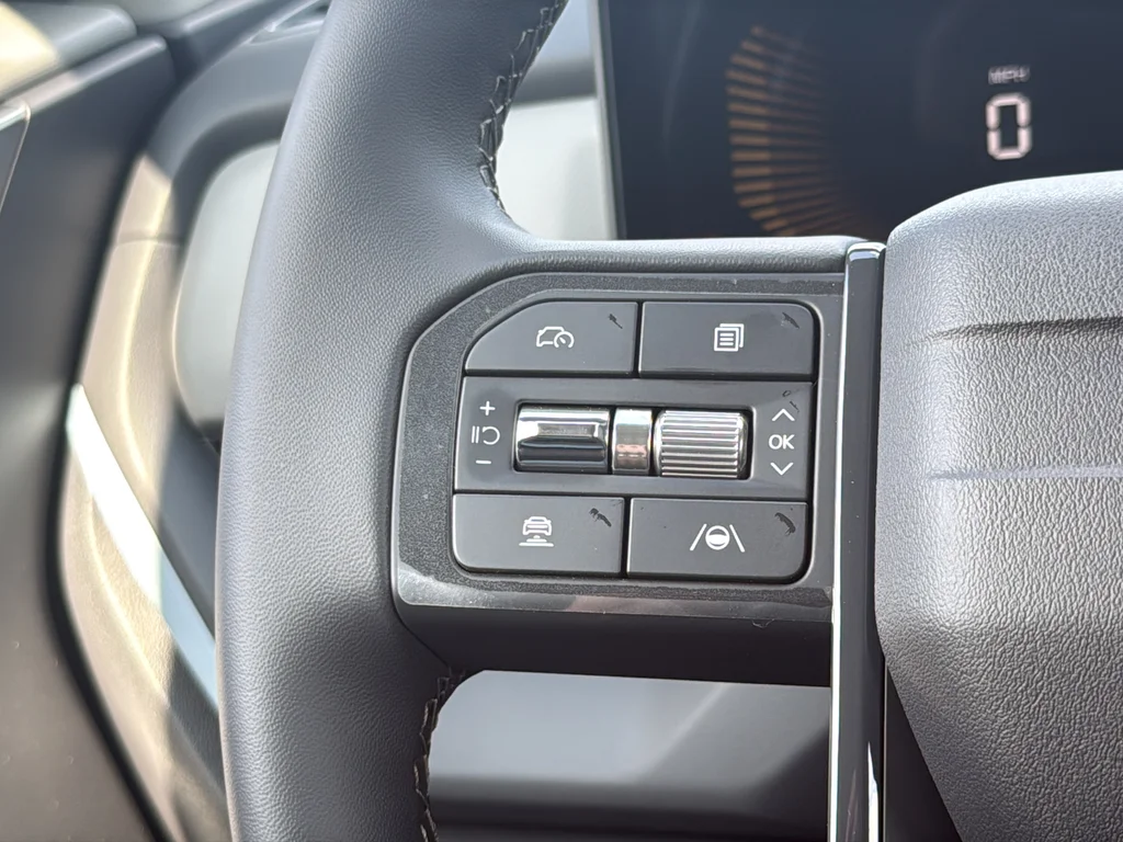 New 2027 Gray Kia S image 45
