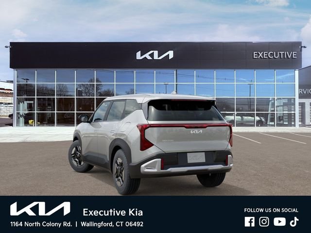 New 2027 Silver Kia LX image 4