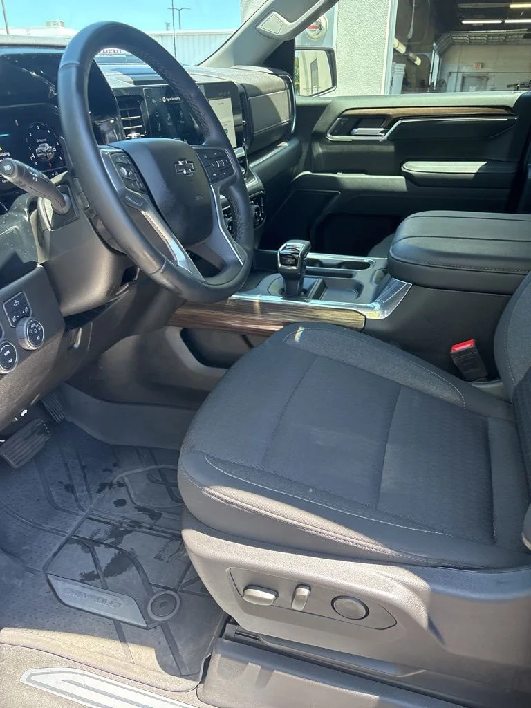 Used 2025 Gray Chevrolet RST image 12