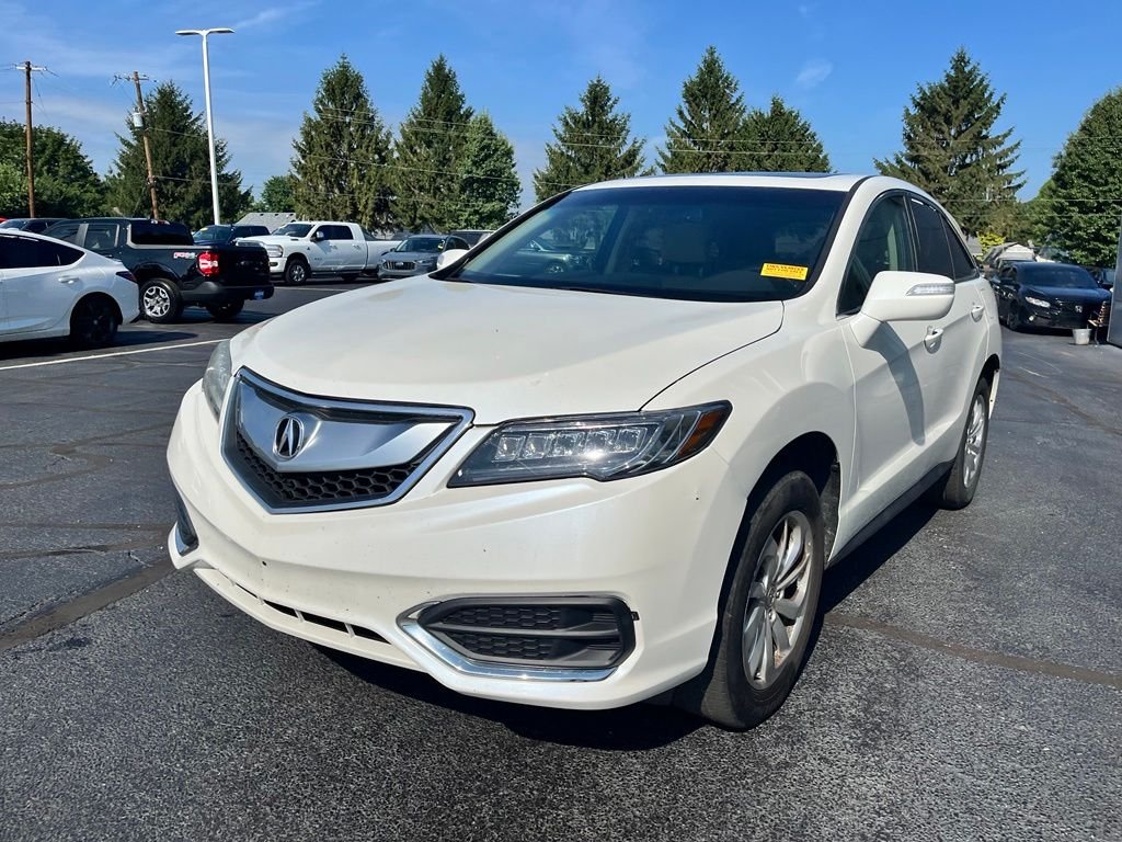 Used 2018  Acura Base image 2