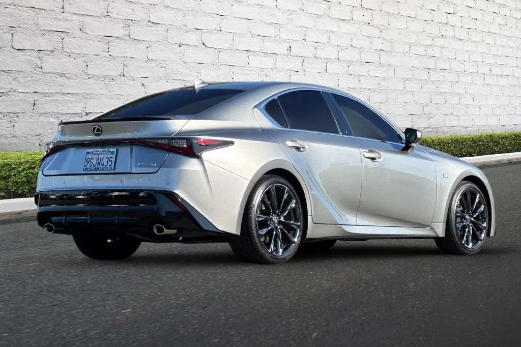 Used 2023 Silver Lexus 350 F SPORT image 4