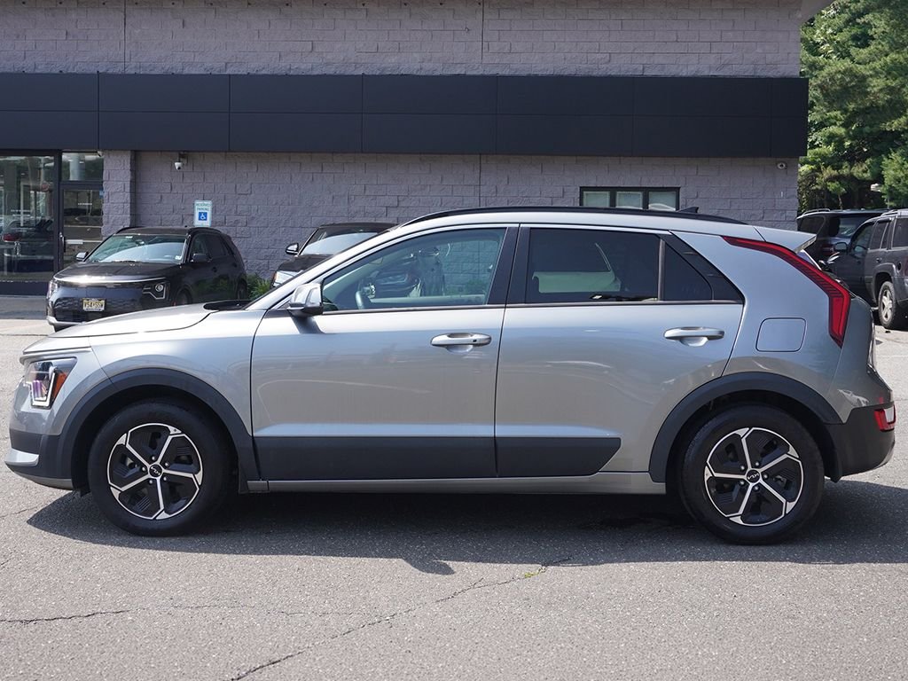 Used 2023 Gray Kia EX image 17