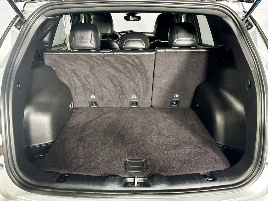 Used 2024 Silver Jeep Trailhawk image 20