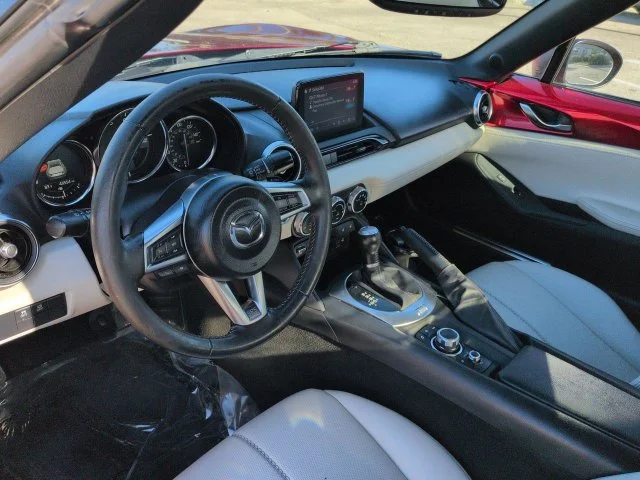 Used 2021 Red Mazda Grand Touring image 15