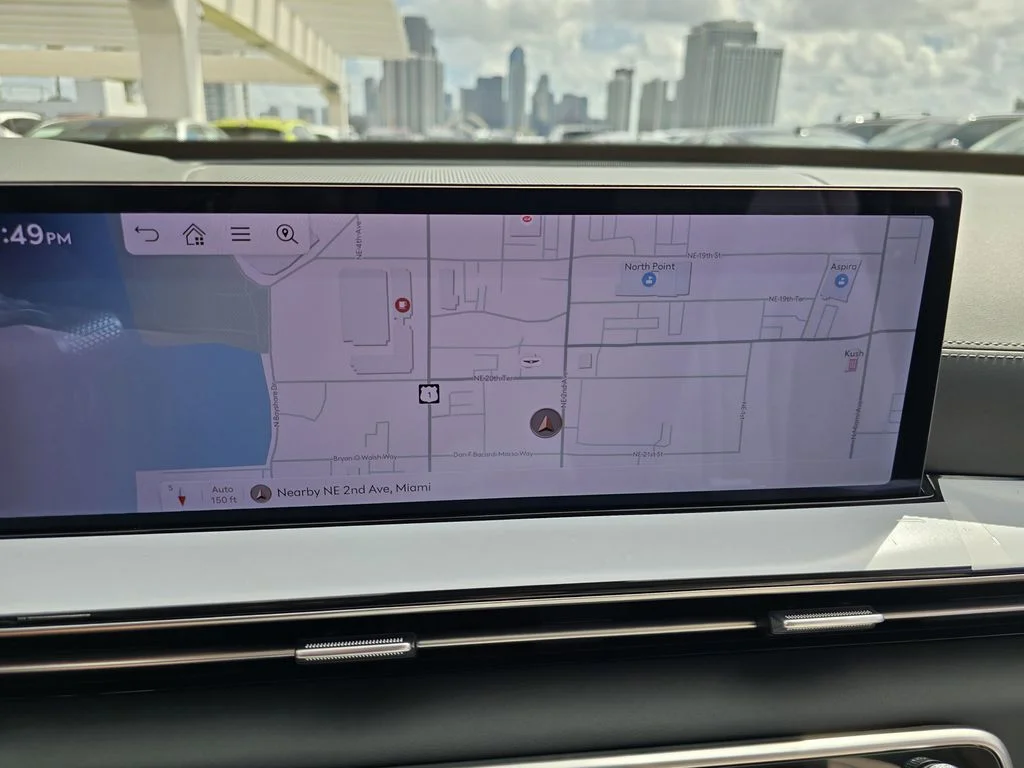 New 2026 White Genesis 2.5T image 18