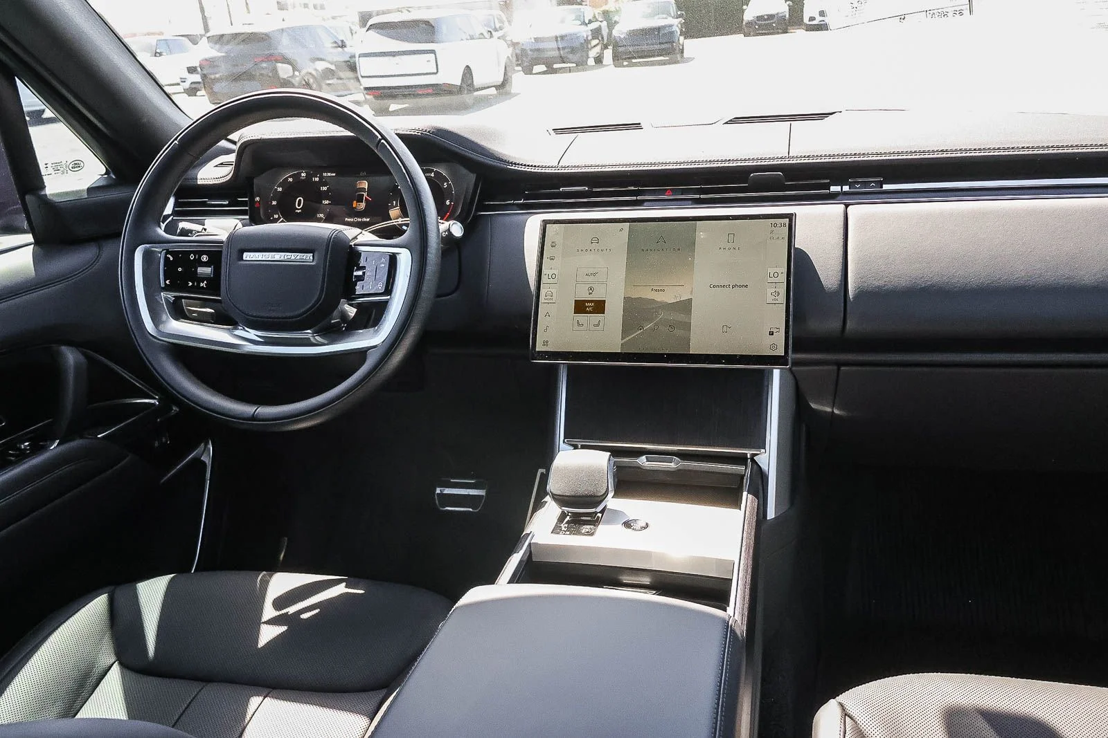 2026 Land Rover Range Rover SE - Photo 22