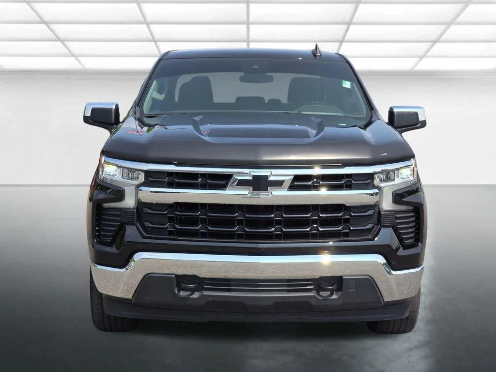 Used 2023 Black Chevrolet LT image 11