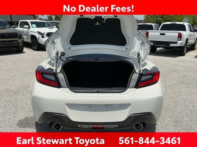 Certified Used 2025 HALO Toyota  image 13
