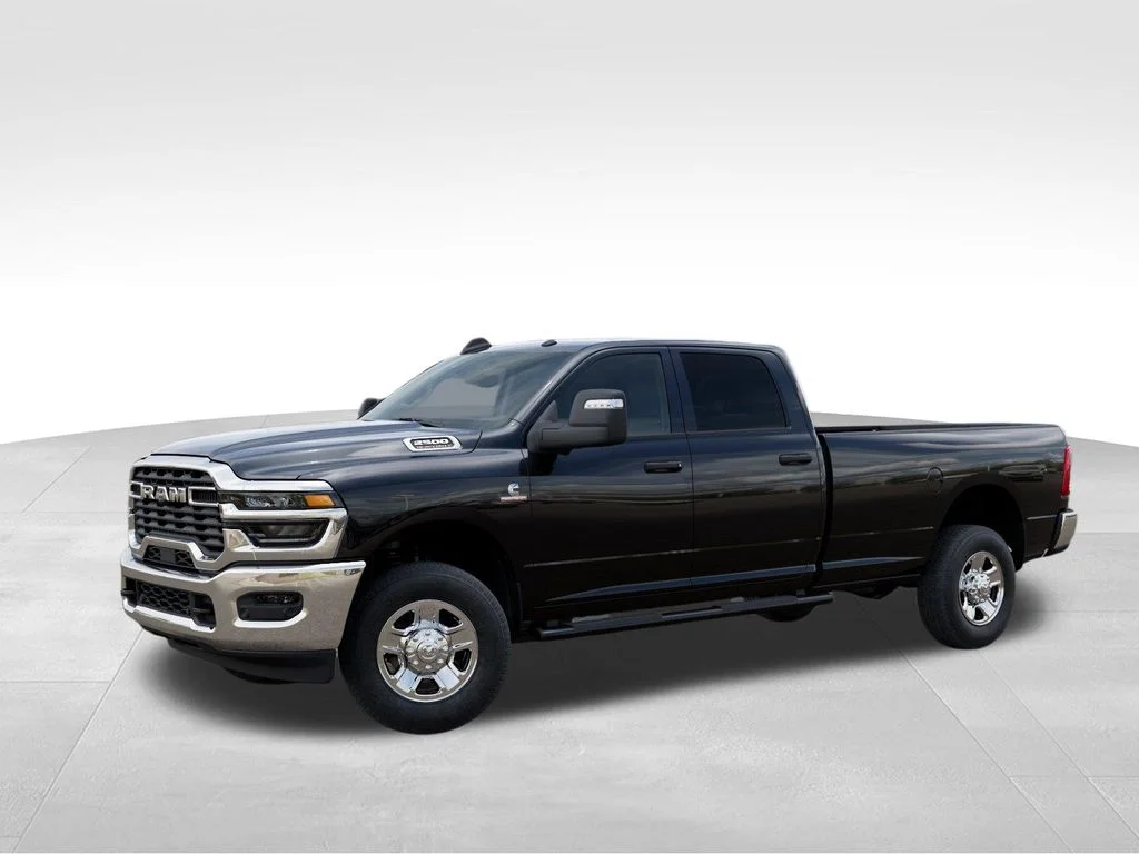 New 2026 Diamond Black Crystal Pearl-Coat Exterior Paint RAM Tradesman image 2