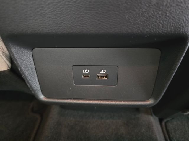 Used 2023 Pearl White Nissan SV image 7