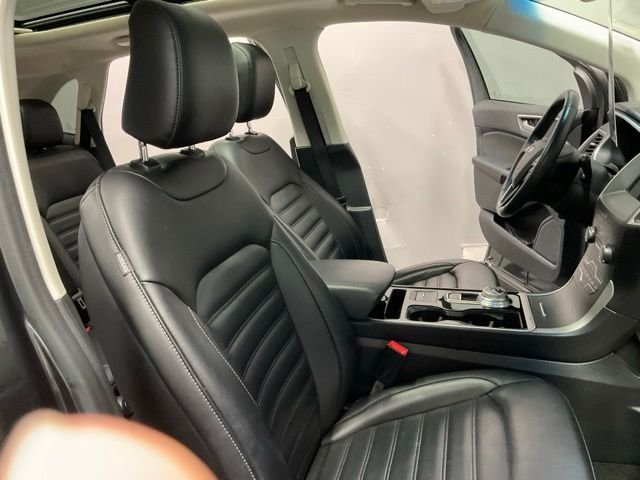 Certified Used 2020 Magnetic Ford SEL image 22
