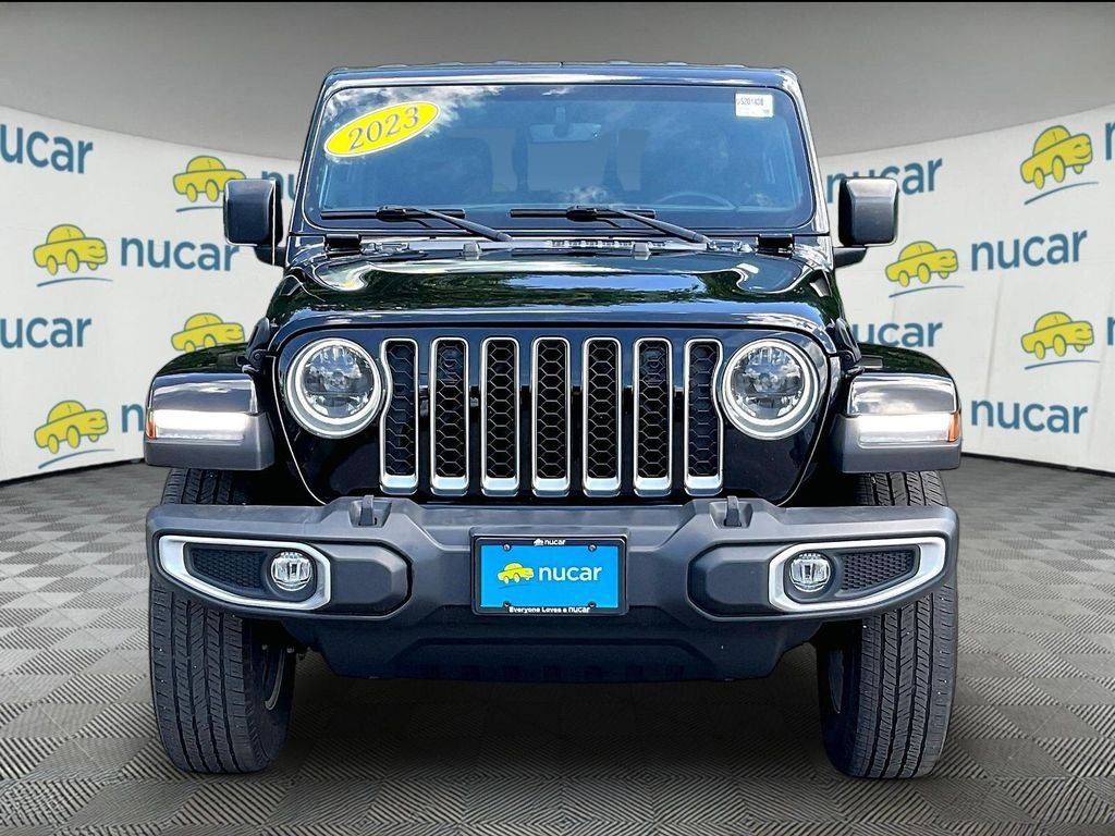 Used 2023 Black Jeep Overland image 2