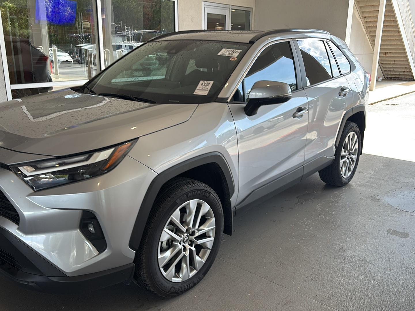 2025 Toyota RAV4 XLE Premium