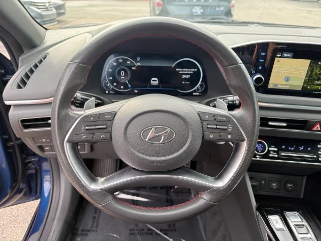 Used 2021 Blue Hyundai SEL Plus image 13