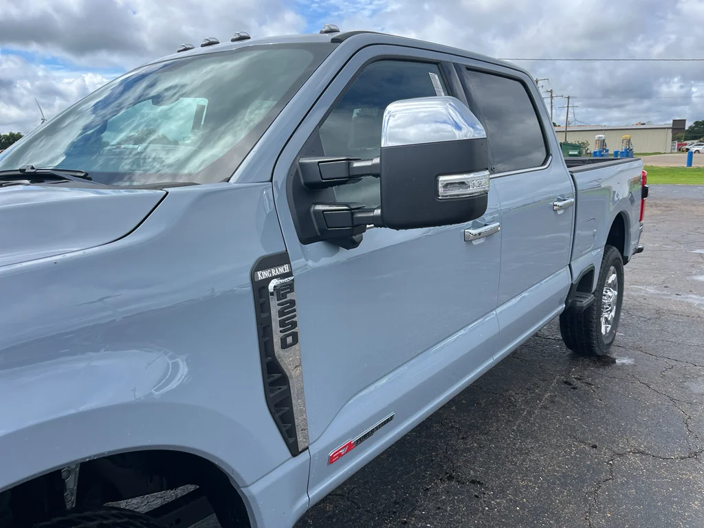 New 2026 Glacier Gray Metallic Tri-Coat Ford F-250® King Ranch® image 10