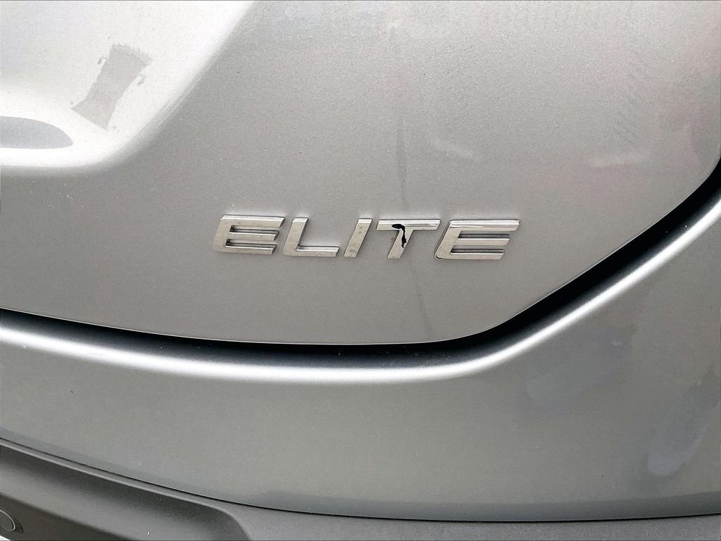 Used 2023 Lunar Silver Metallic Honda Elite image 29
