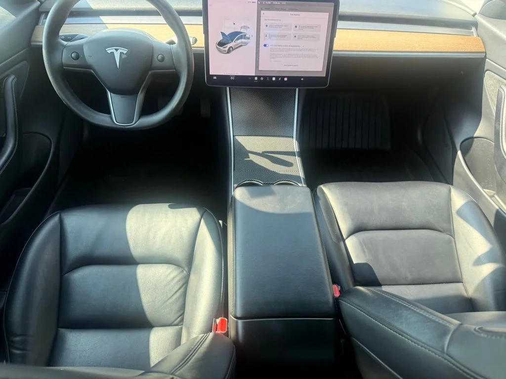 Used 2020 White Tesla Long Range image 39