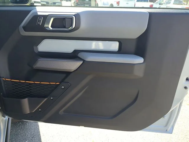 Used 2022 Green Ford Badlands image 32