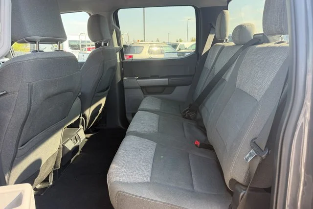 Used 2025 Gray Ford XLT image 27