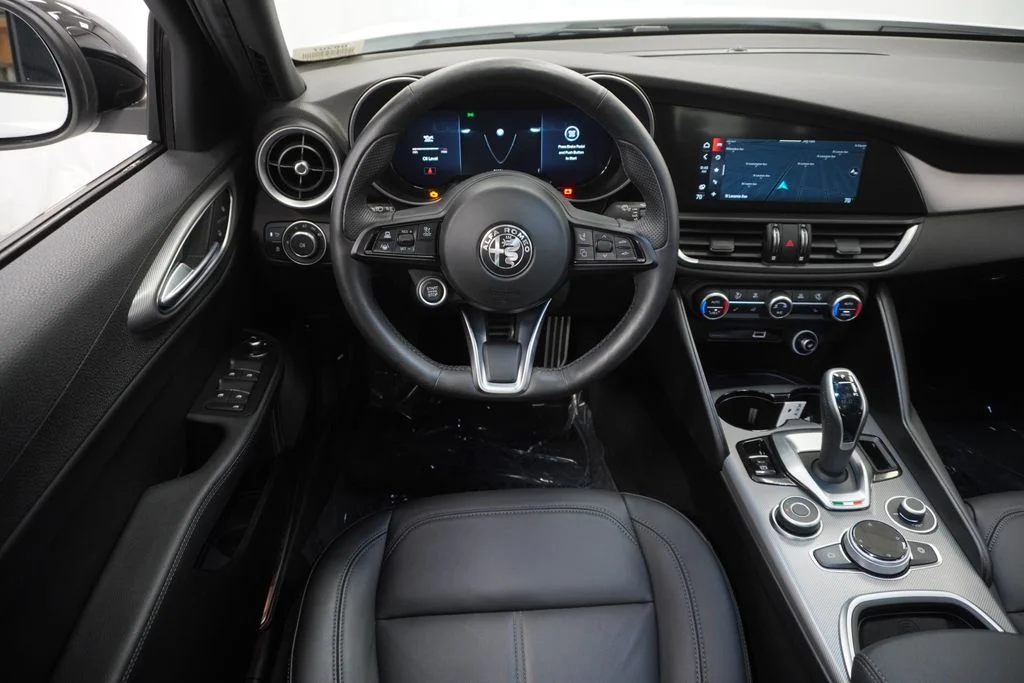 Used 2024 White Alfa Romeo Ti image 23