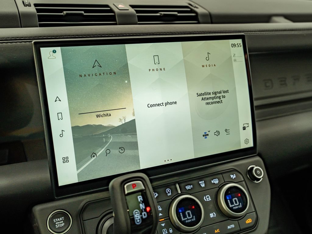 New 2026 Santorini Black Land Rover X-Dynamic SE image 25