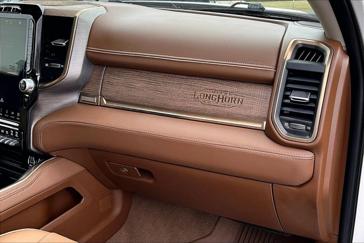 2024 RAM Ram 3500 Pickup Longhorn - Photo 29