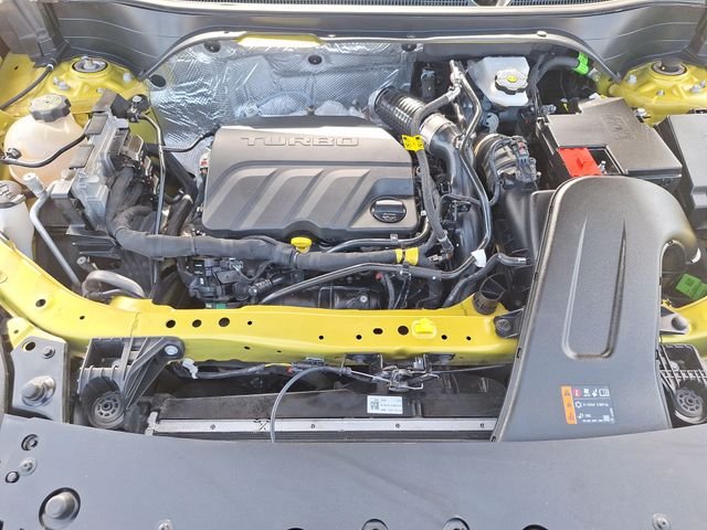 Used 2025 Yellow Chevrolet 2RS image 22