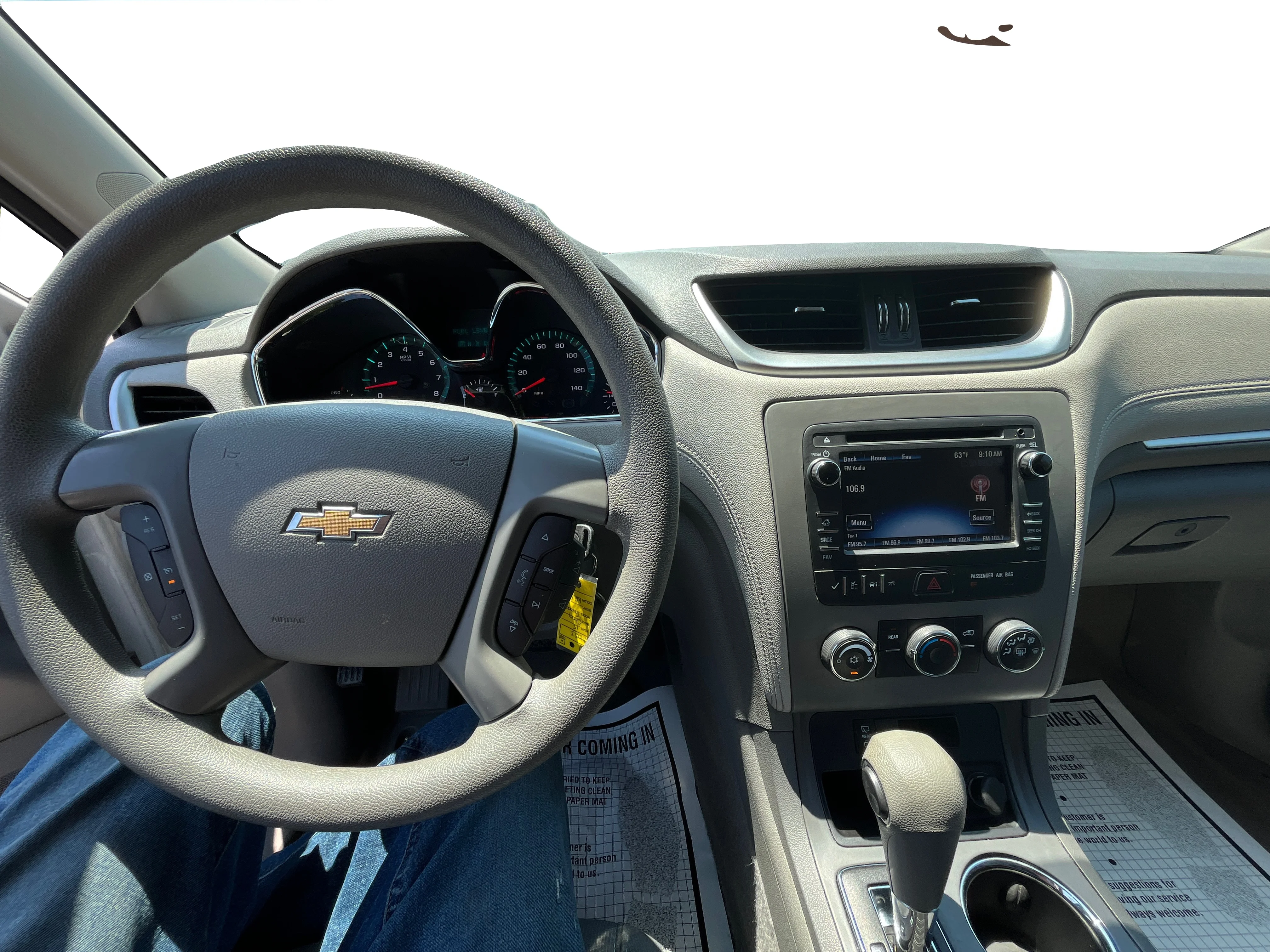 Used 2015 White Chevrolet LS AWD image 17