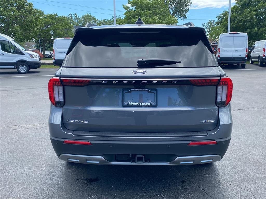 Used 2025 Carbonized Gray Ford Active image 10