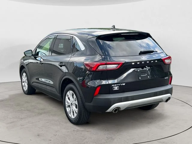 Used 2024 Black Ford Active image 3