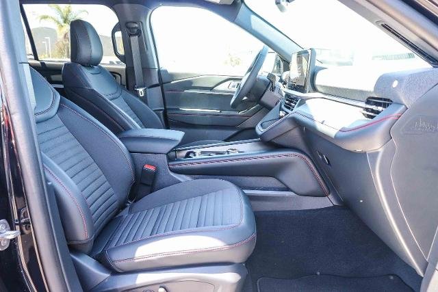 New 2026 Agate Black Metallic Ford ST-Line image 44