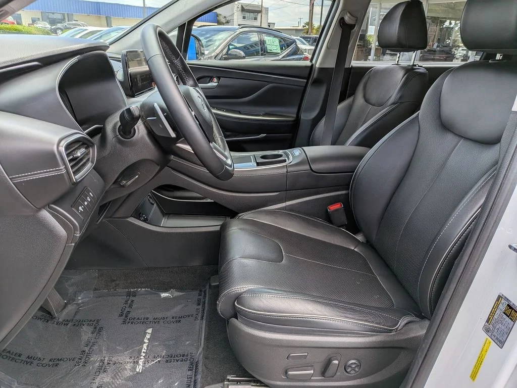Used 2022 Quartz White Hyundai Limited image 19