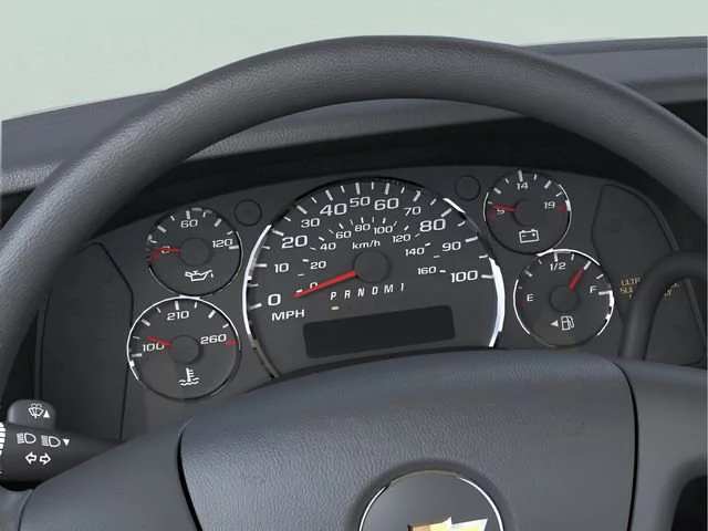 New 2025 Summit White Chevrolet 1WT image 18
