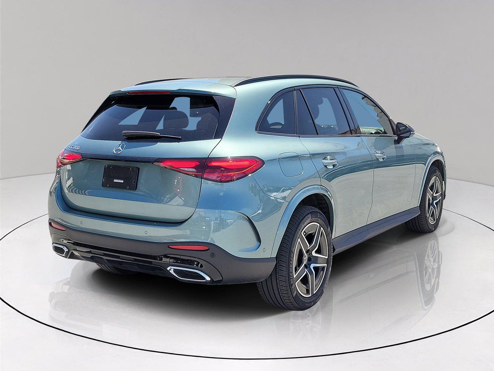 Certified Used 2026 Verde Silver Metallic Mercedes-Benz GLC 300 image 6