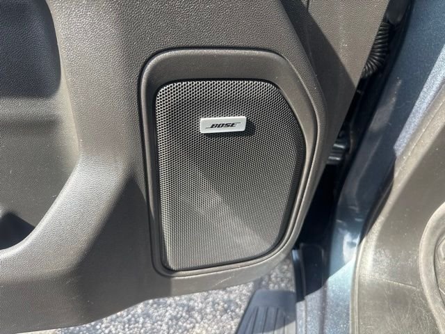 Used 2020 Blue GMC Elevation image 13