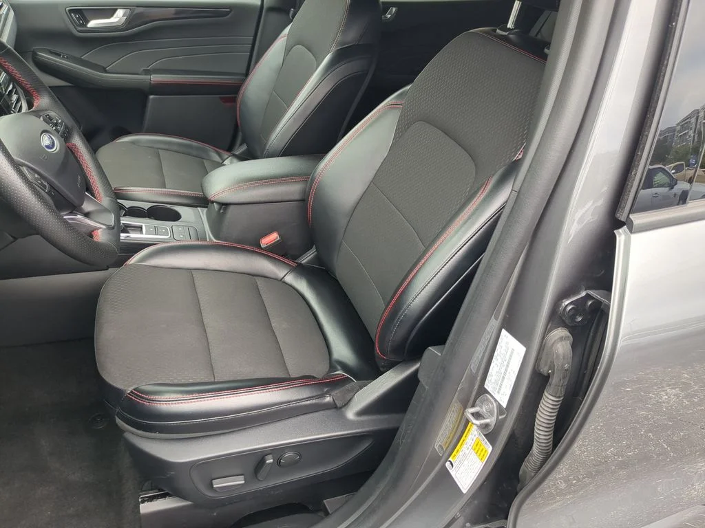 Used 2024 Gray Ford ST-Line image 20