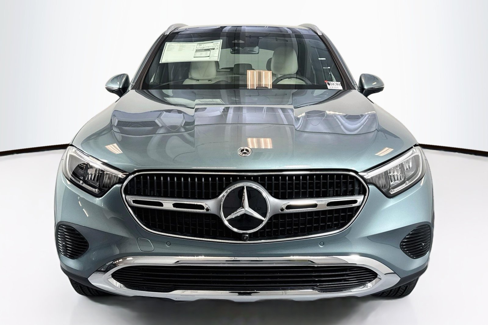 New 2026 Verde Silver Metallic Mercedes-Benz GLC 300 image 2