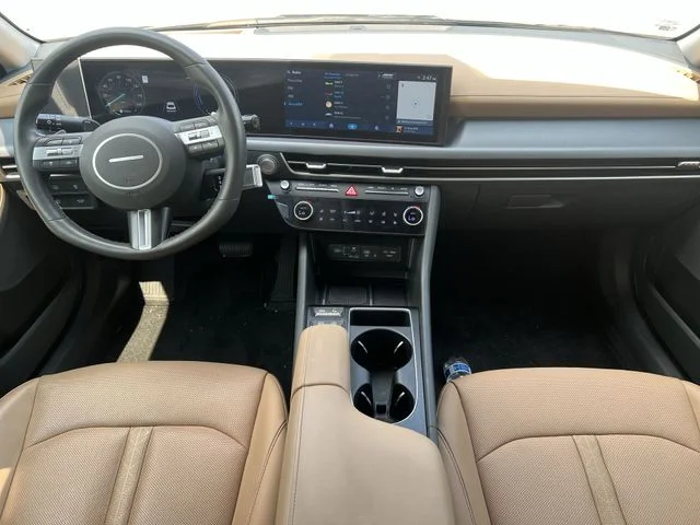 Used 2025 Gray Hyundai Limited image 17