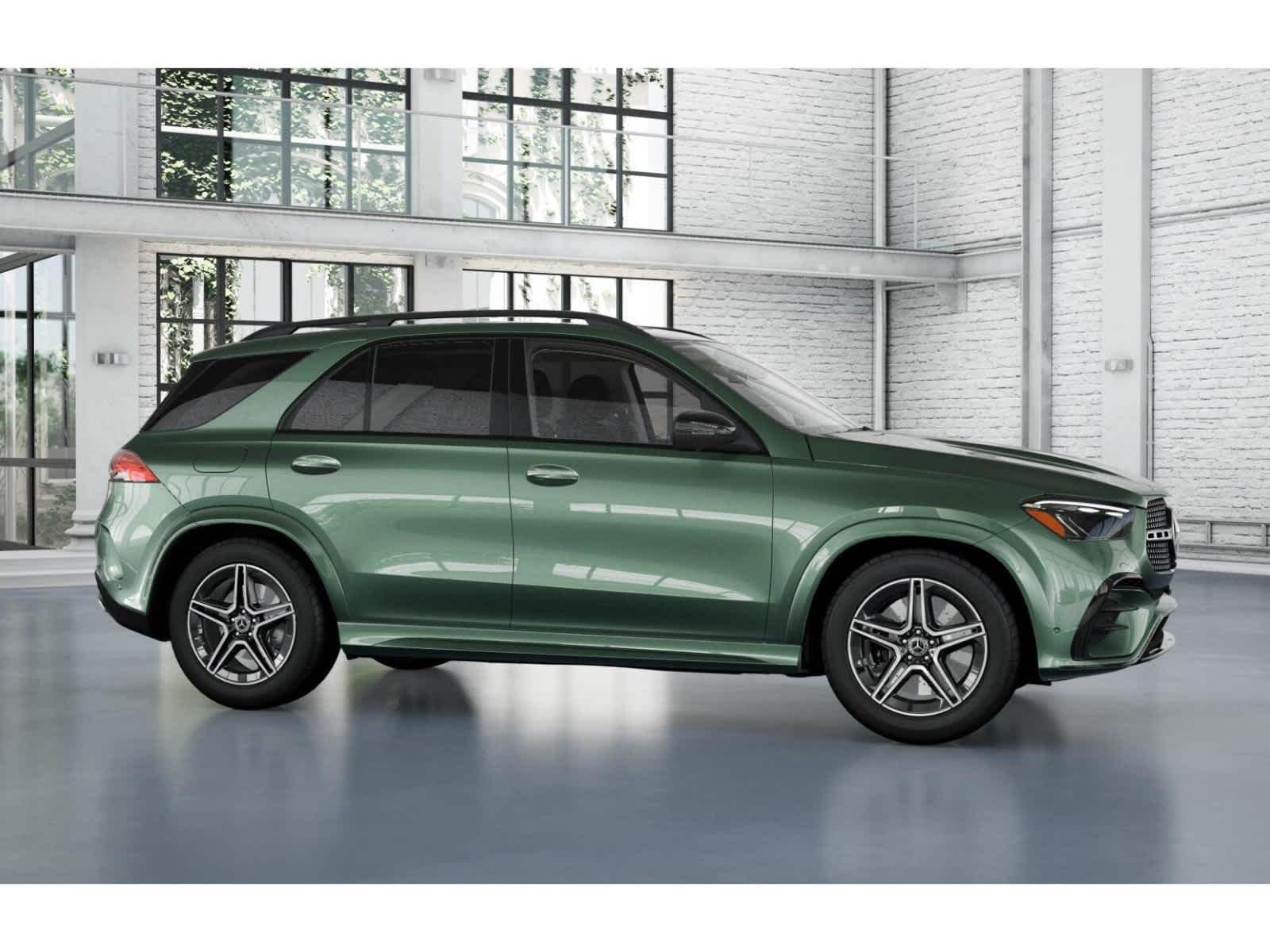 New 2026 MANUFAKTUR Ireland Mid Green Metallic Mercedes-Benz GLE 450 image 14