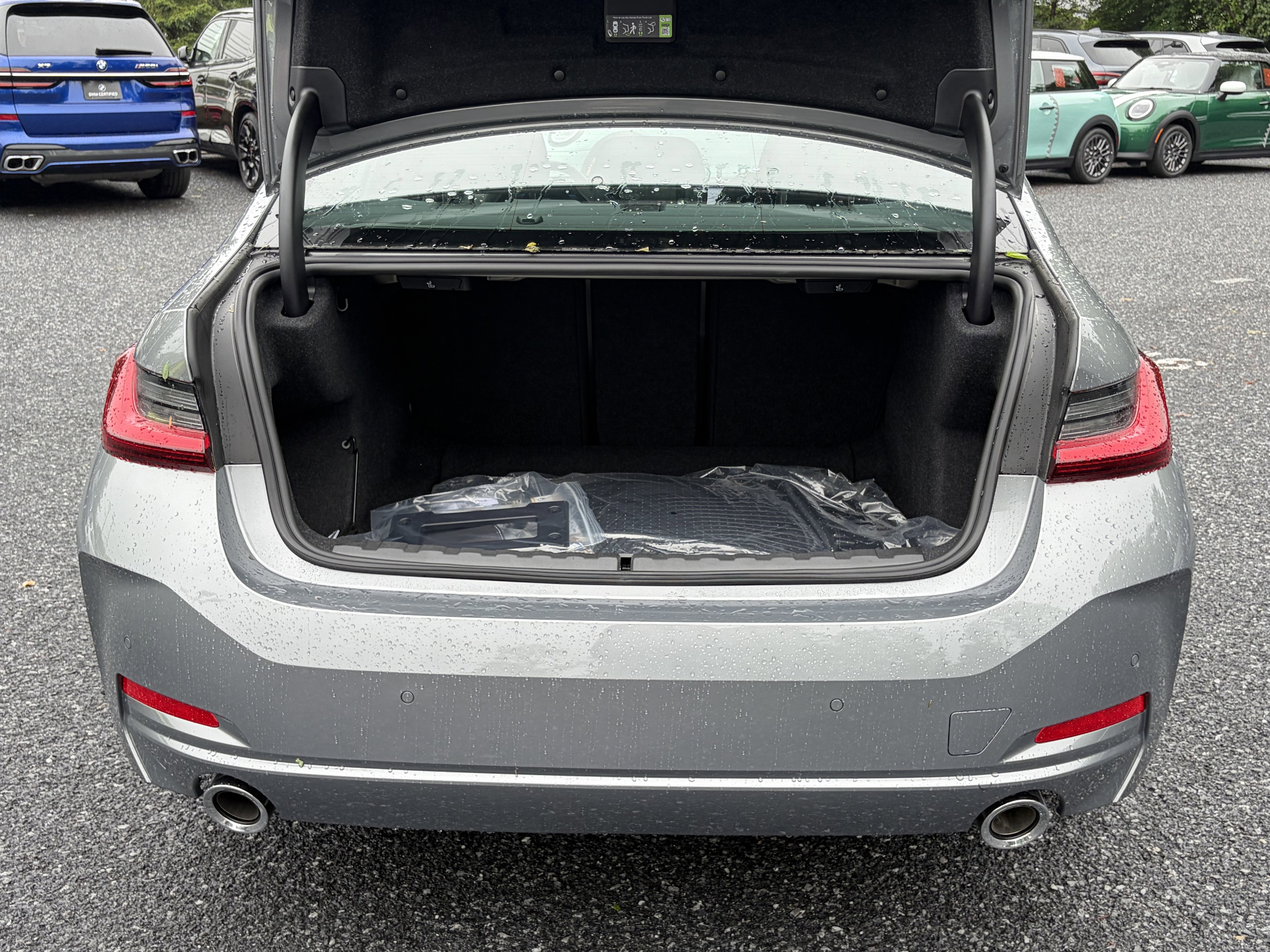 Used 2026 SKYSCRAPER GREY M BMW 330i xDrive image 8