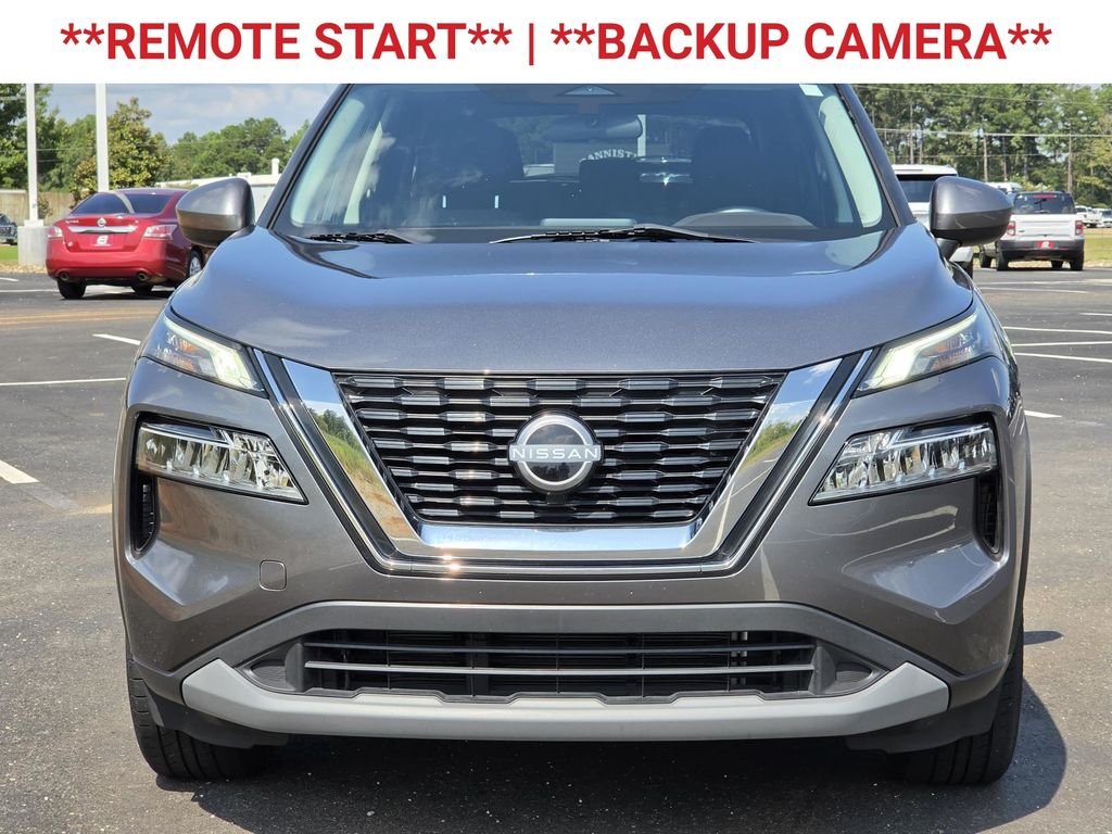 Used 2023 Gun Metallic Nissan SV image 2