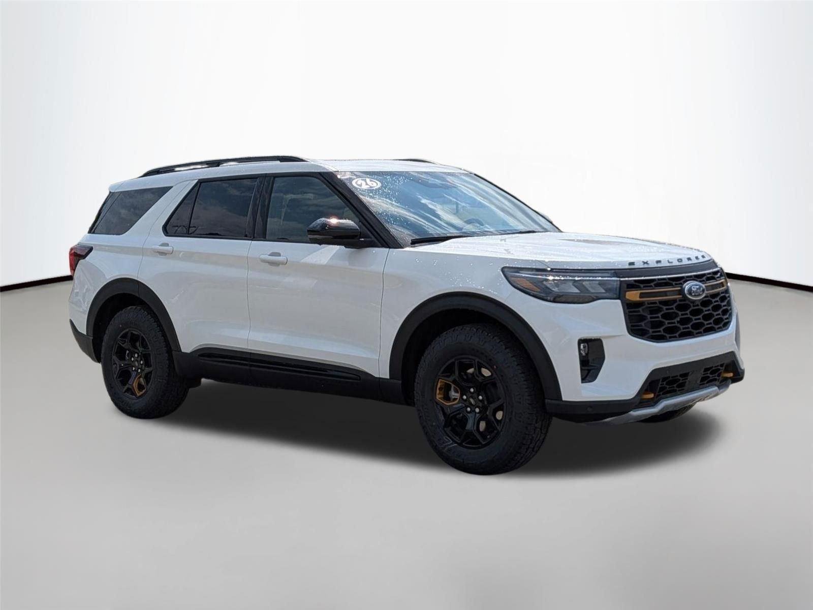New 2026 Star White Metallic Tri-Coat Ford Tremor® image 7