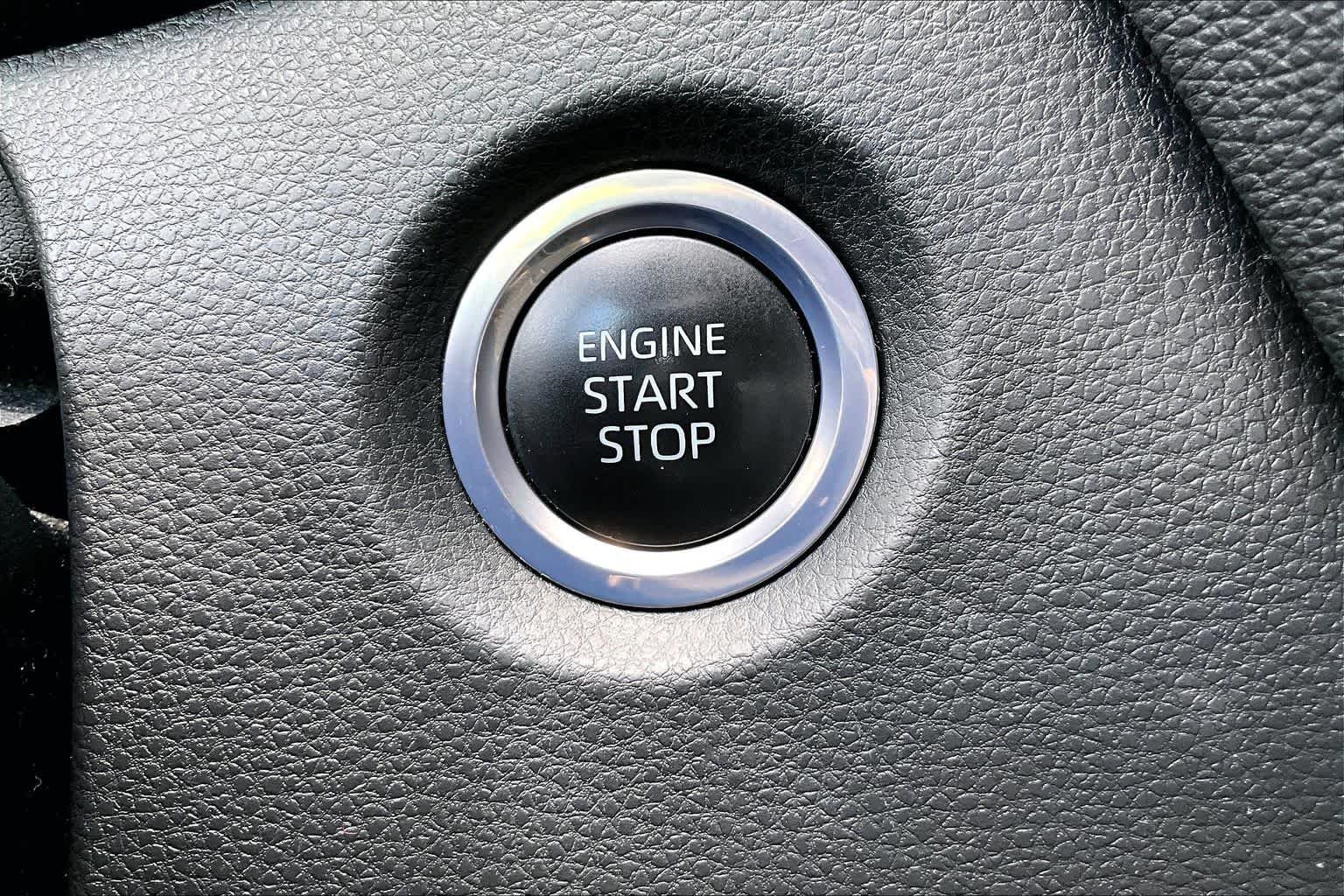 Used 2024 Ice Cap Toyota SE image 33