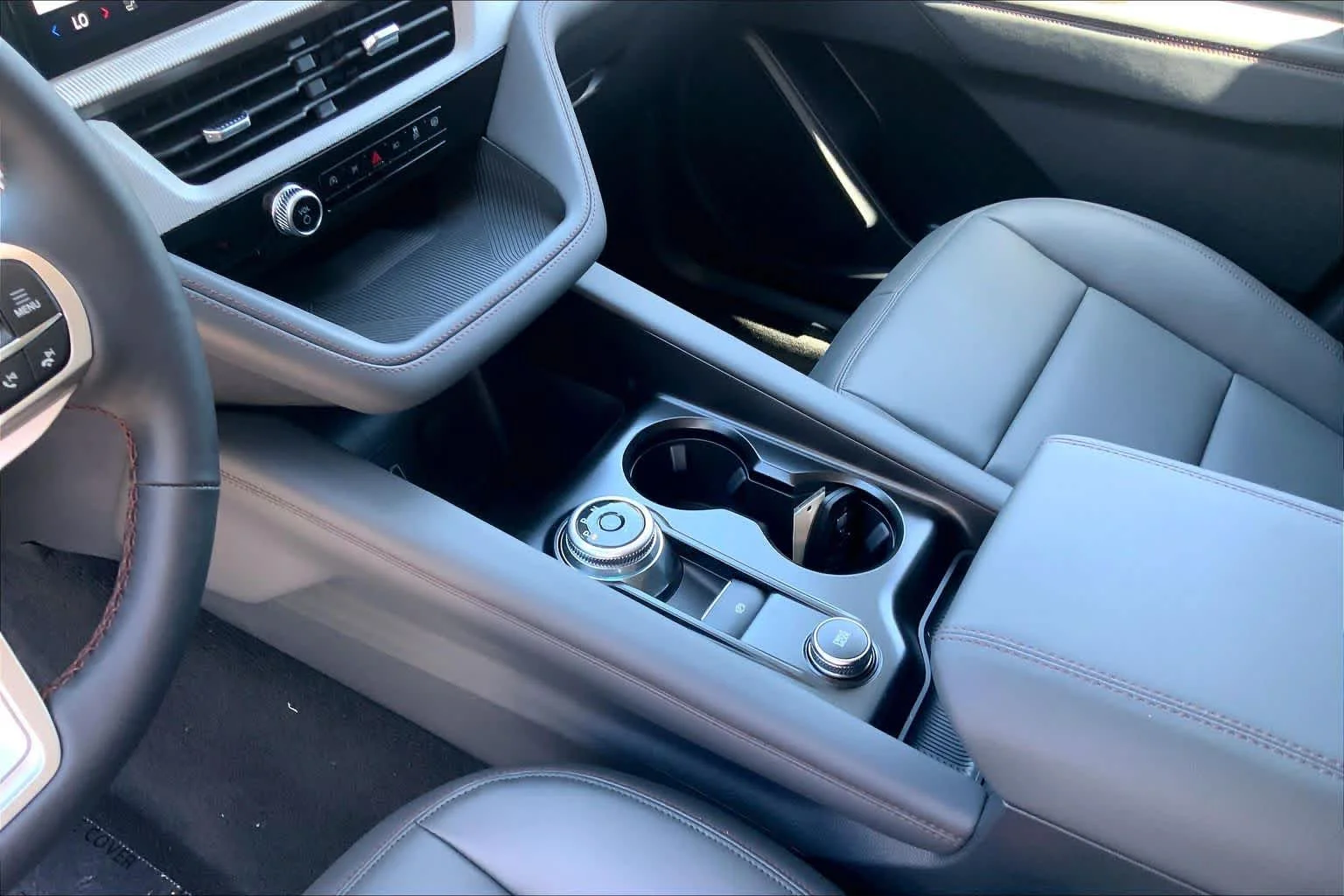 New 2026 Space White Metallic Ford Active image 10