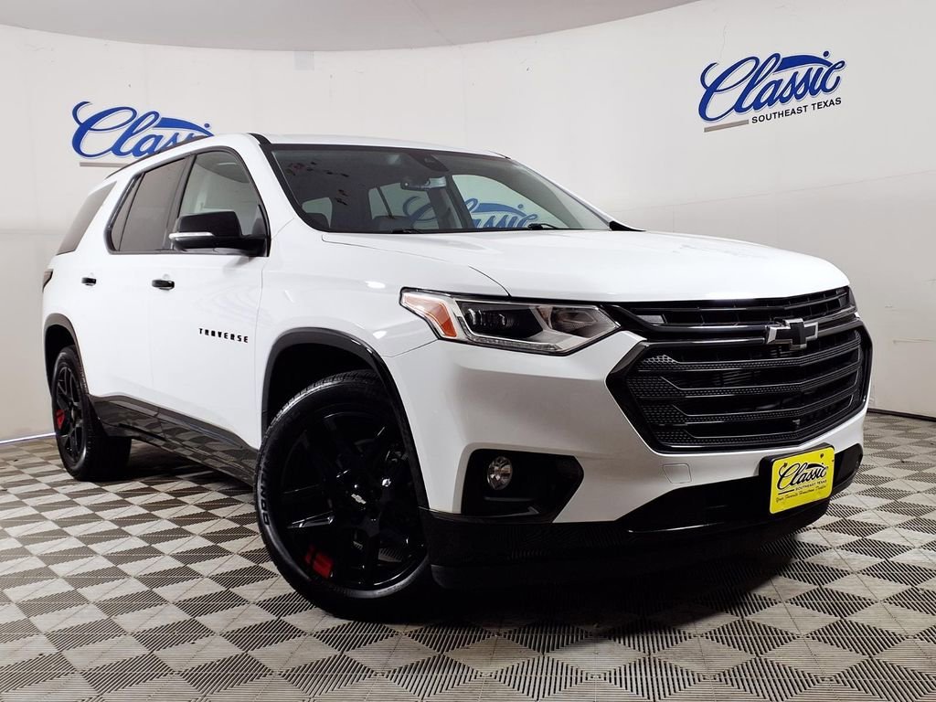 2021 Chevrolet Traverse FWD Premier's photo