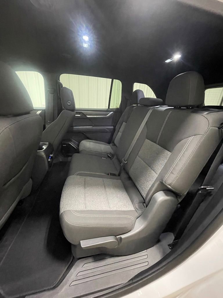 2025 GMC Acadia Elevation - Photo 8